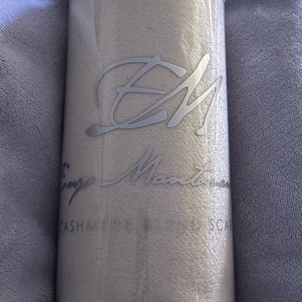Enzo Mantovani Wool Cashmere Scarf - Elegant White